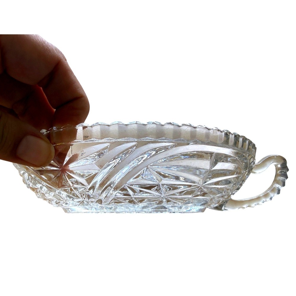 Vintage‎ Pressed Glass Candy Dish Handle Starburst Pattern Clear Serving Bowl